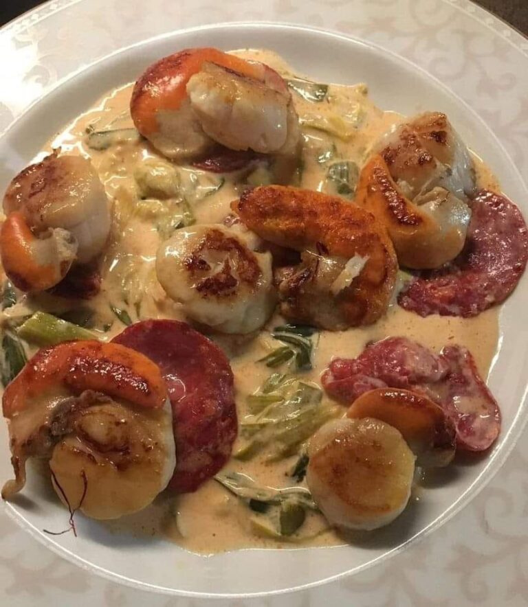 Vieiras com alho francês e chouriço