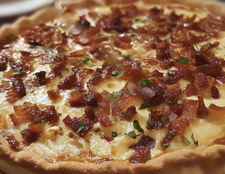 Quiche de cebola , bacon, queijo de cabra e mel