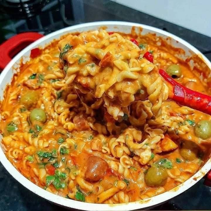 👩‍🍳Macarrão numa panela só💙